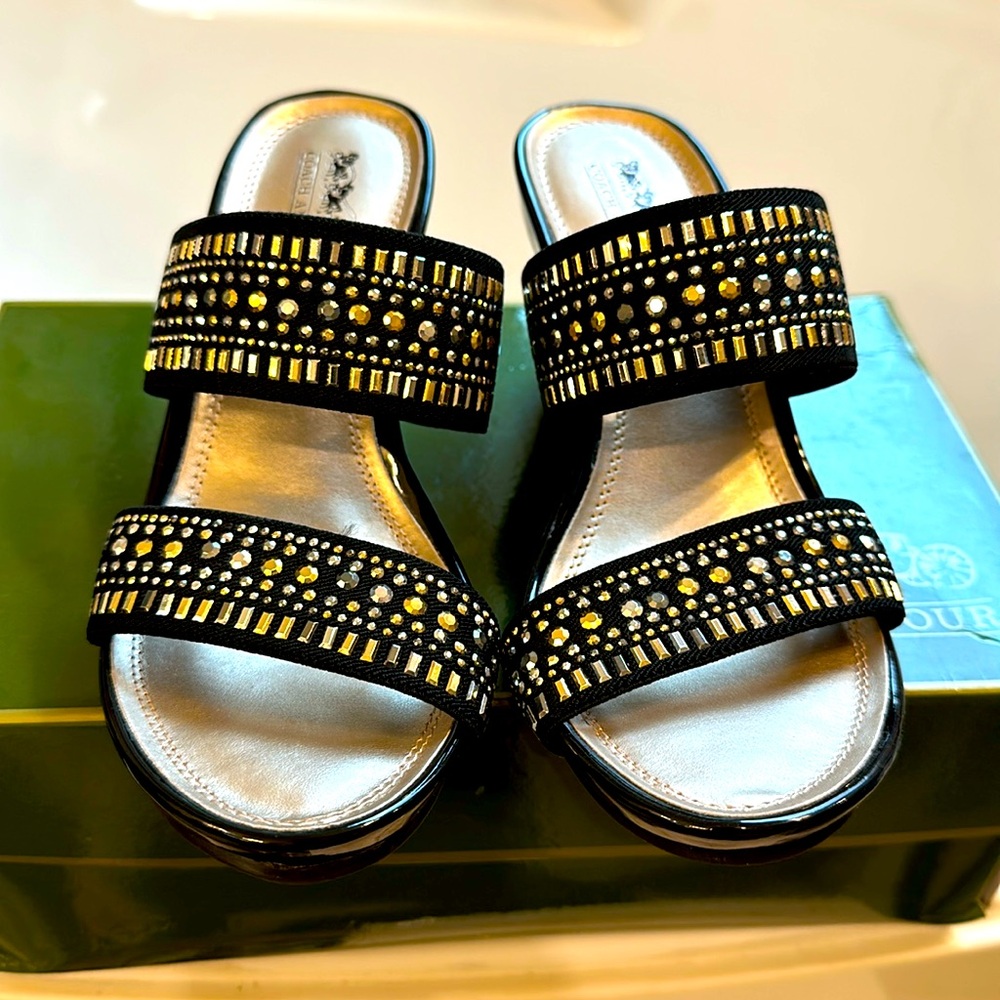 Coach black comfortable sandals!